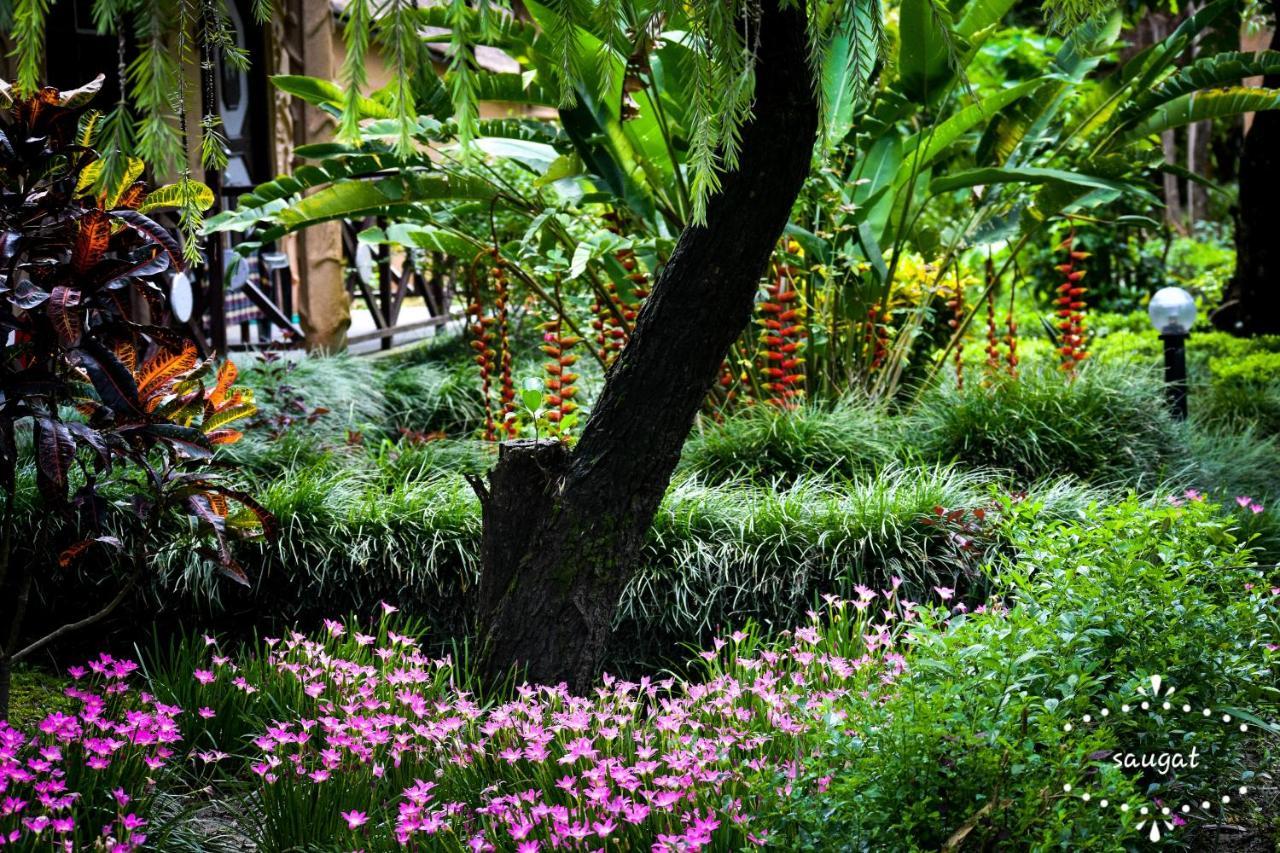 Bardia Wildlife Resort Bardiya Exteriör bild